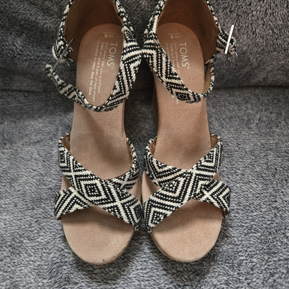 Toms Black & White Geometric Crisscross Wedge Sandals